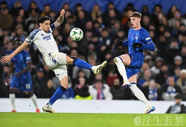 切尔西1-0击败哥本哈根，总比分3-1晋级欧协联八强，霍尔低射建功